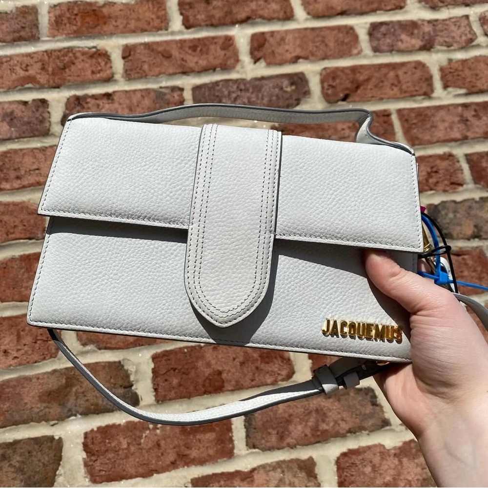 Jacquemus
Le Bambino Suede Handle Bag
